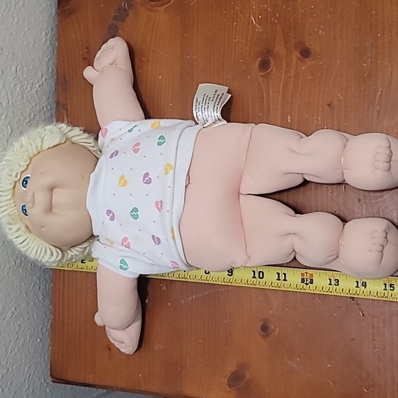 VINTAGE CABBAGE PATCH DOLL BLONDE HAIR BLUE EYE 1978 -1982 15 INCH - Picture 5 of 7